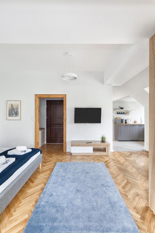 Opera Apartments Познан Екстериор снимка